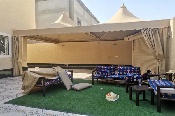 مظلات وسواتر الباحة - الحلول المتكاملة للحماية والجمال 2025