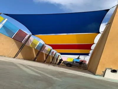 مظلات مدارس