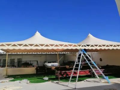 مظلات هرميه